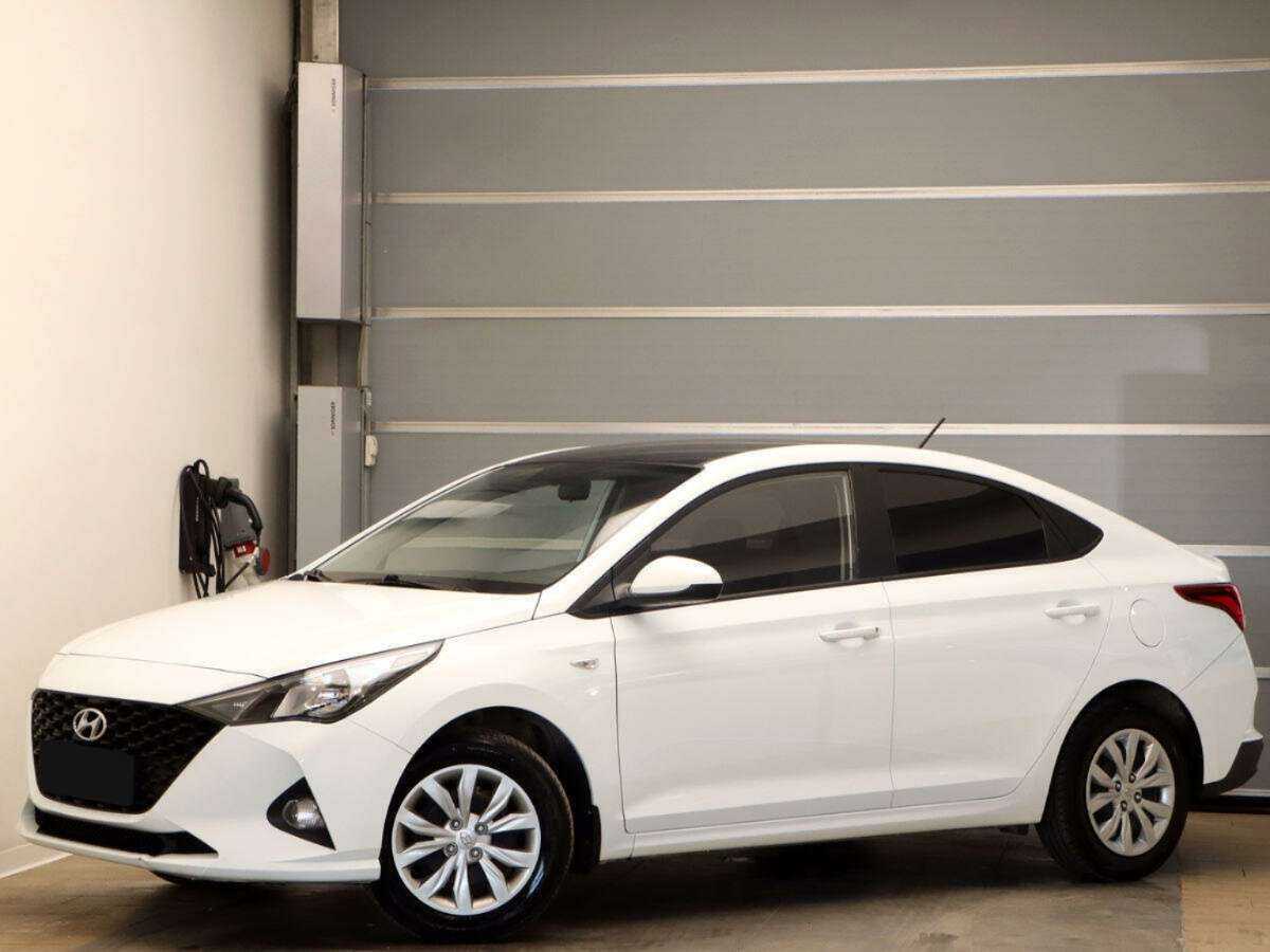 Купить Hyundai Solaris с пробегом. Фото: #0