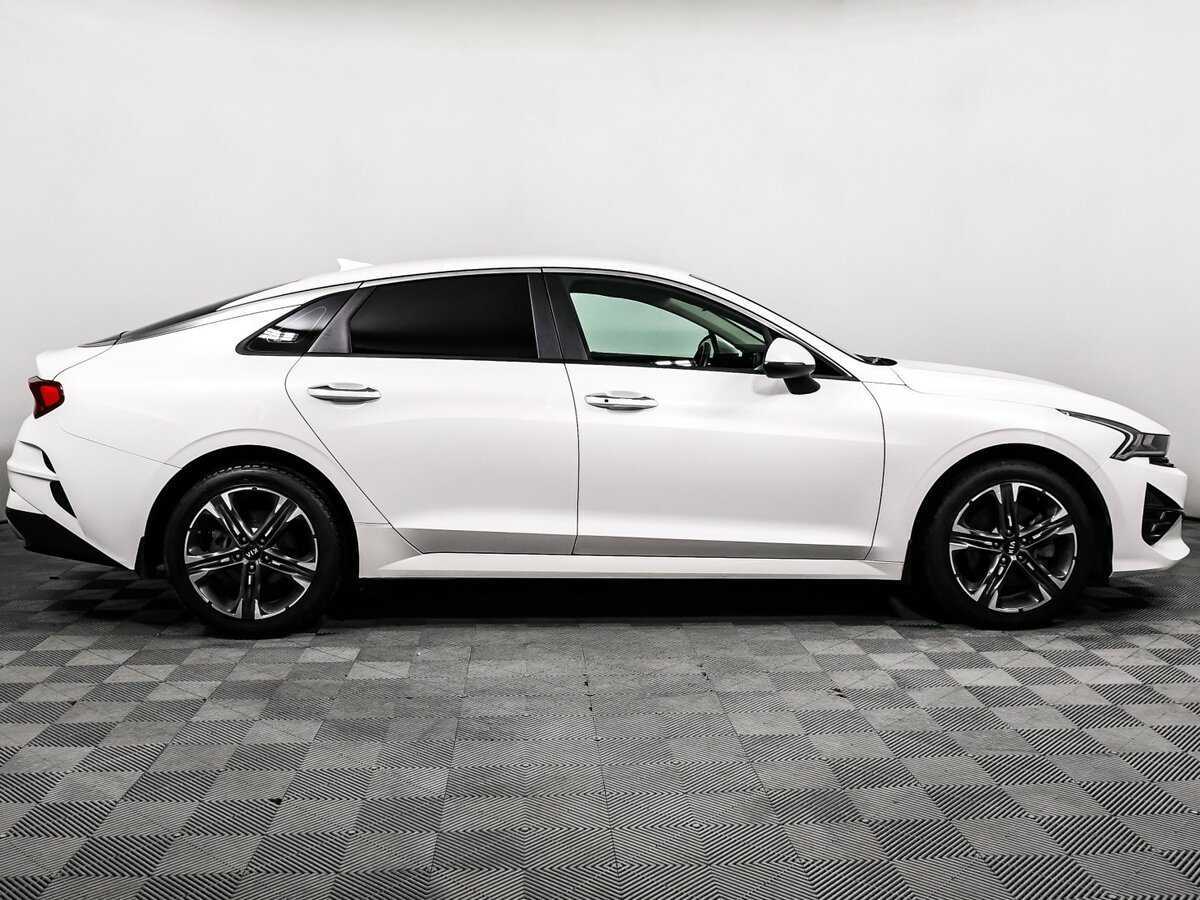 Купить Kia K5 с пробегом. Фото: #3