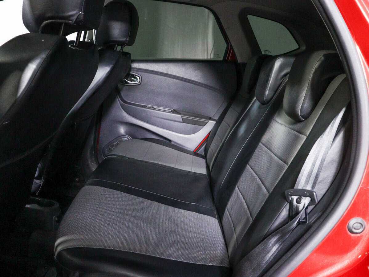 Купить Renault Kaptur с пробегом. Фото: #9
