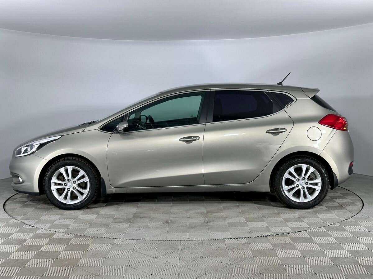 Купить Kia Ceed с пробегом. Фото: #5