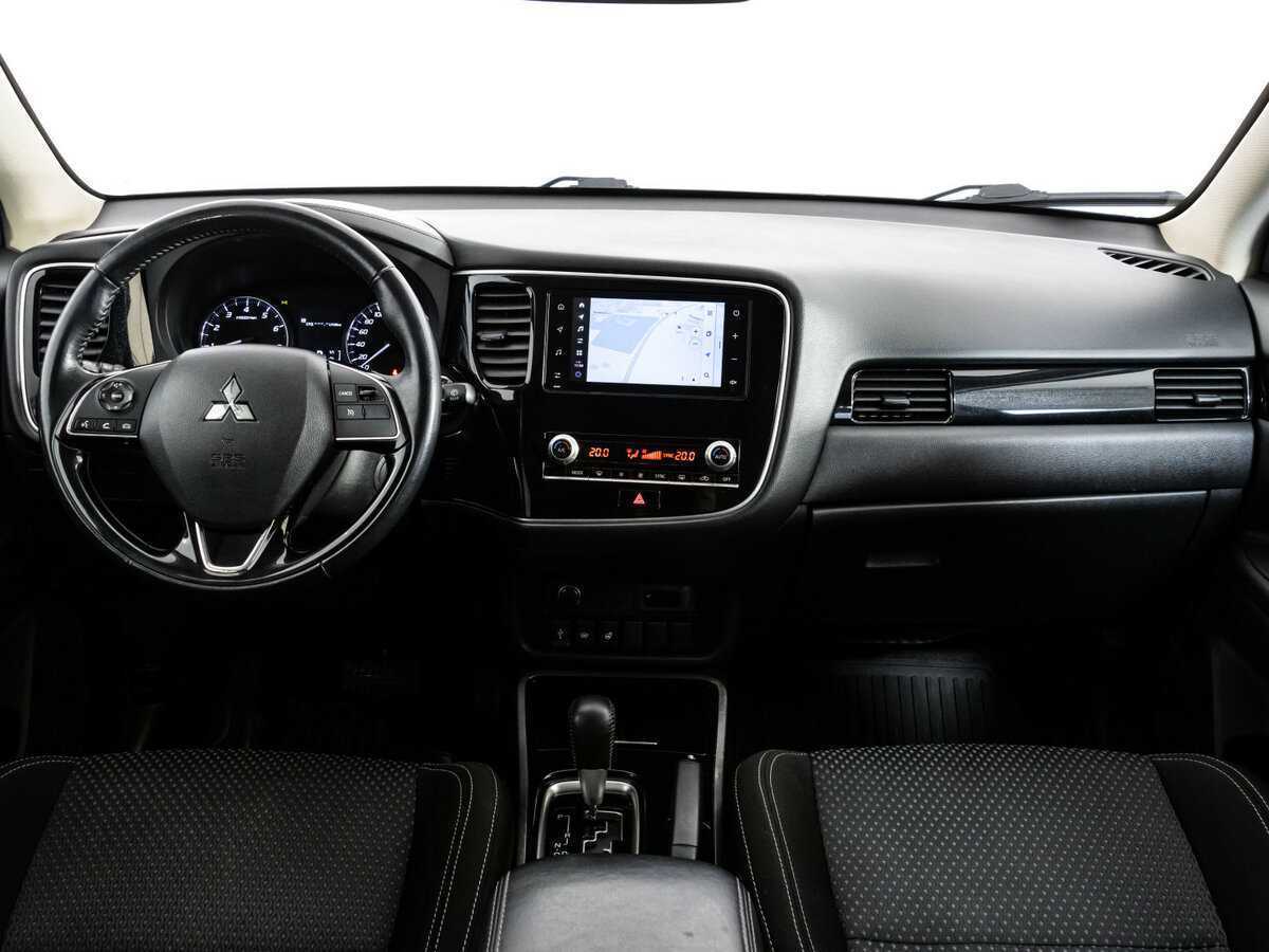 Купить Mitsubishi Outlander с пробегом. Фото: #7