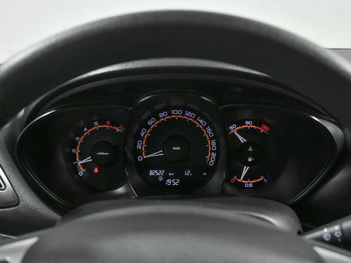 Купить Lada (ВАЗ) Vesta с пробегом. Фото: #7