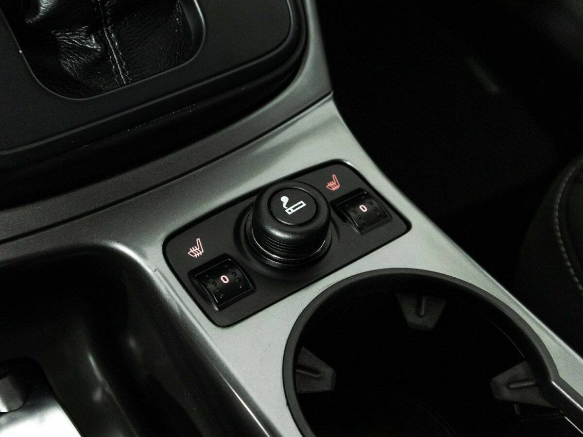 Купить Ford Kuga с пробегом. Фото: #19