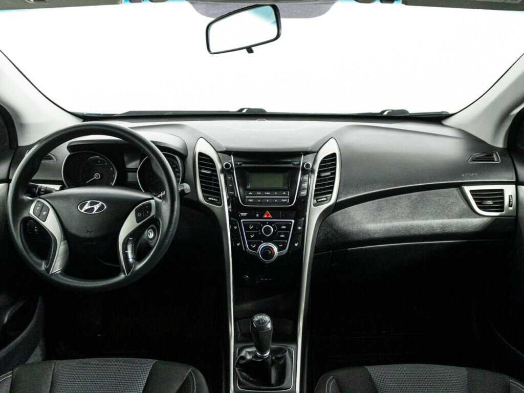 Купить Hyundai i30 с пробегом. Фото: #12