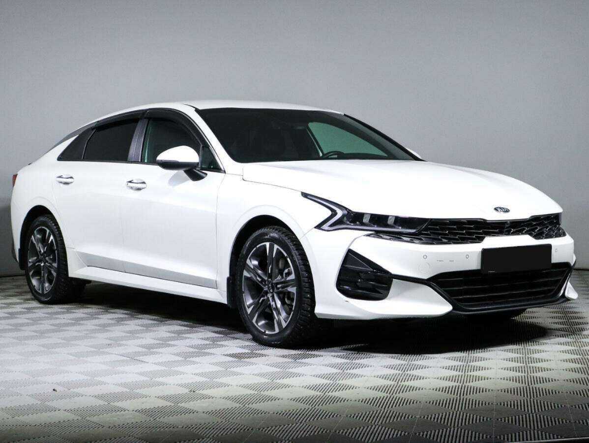 Купить Kia K5 с пробегом. Фото: #2