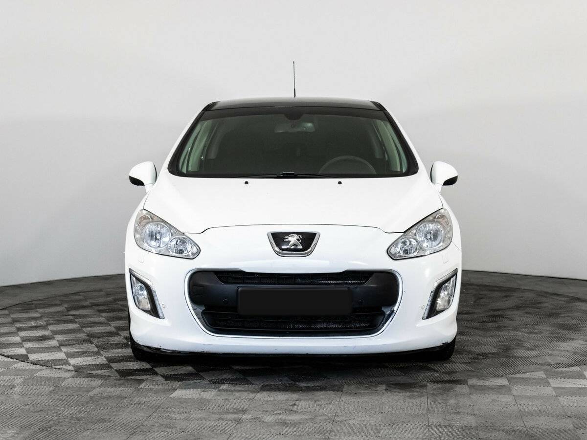 Купить Peugeot 308 с пробегом. Фото: #1