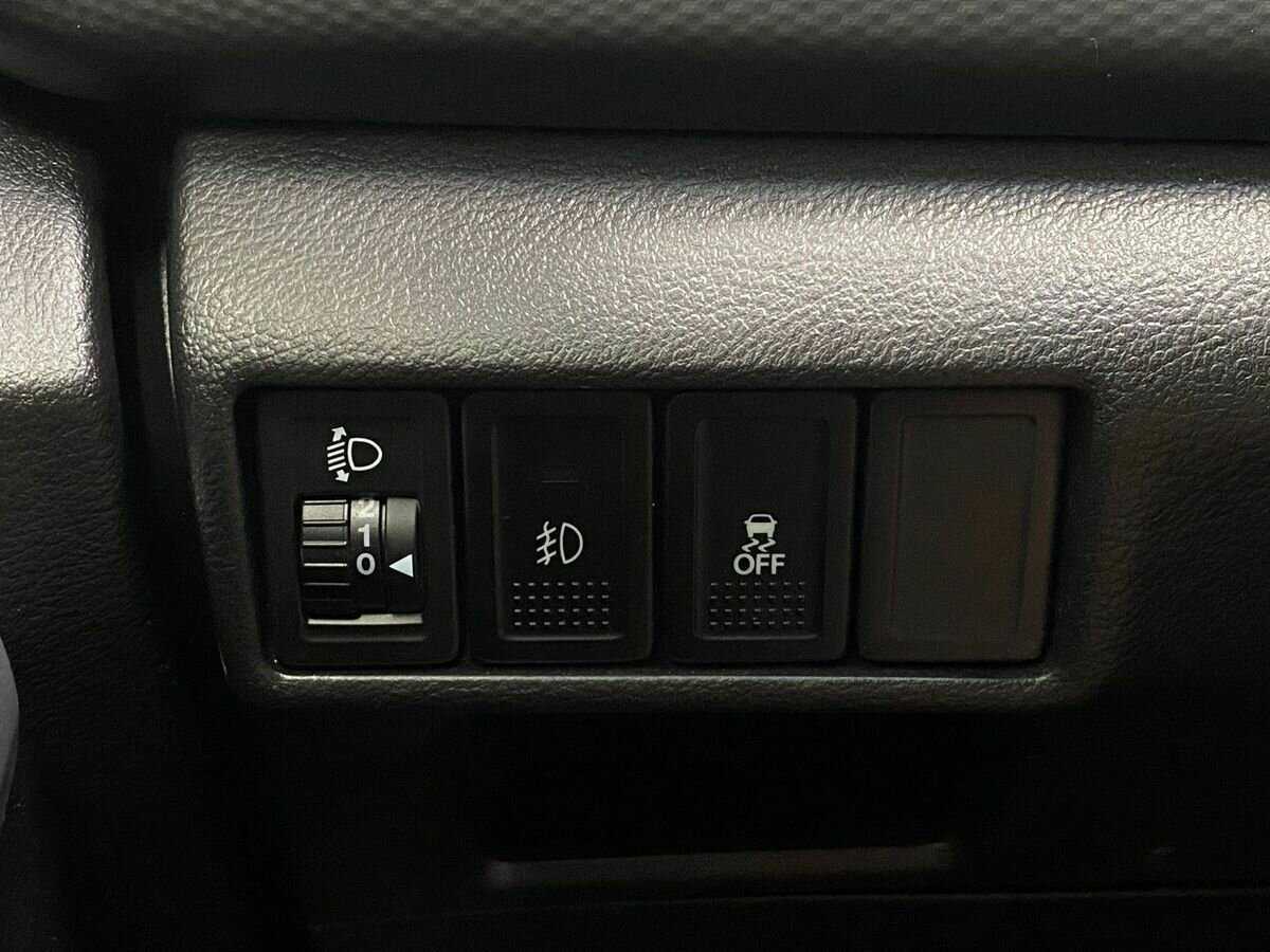 Купить Suzuki SX4 с пробегом. Фото: #13