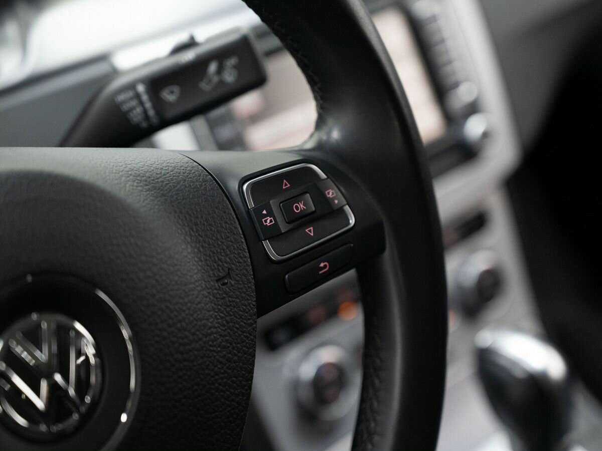 Купить Volkswagen Passat CC с пробегом. Фото: #19