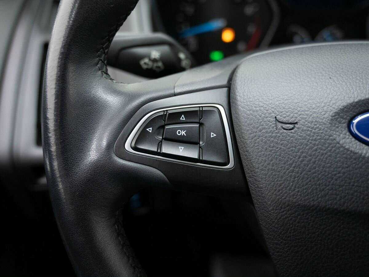 Купить Ford Focus с пробегом. Фото: #19
