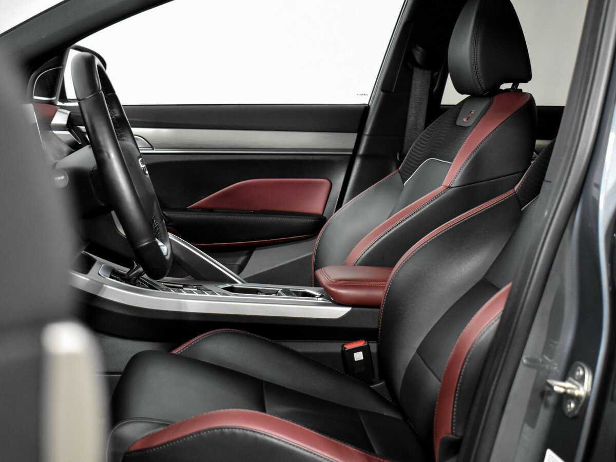 Купить Geely Coolray с пробегом. Фото: #15