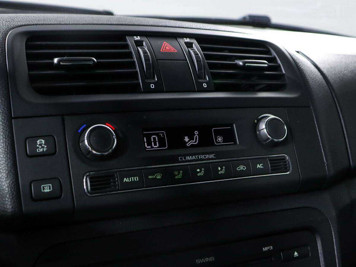 Купить Skoda Fabia с пробегом. Фото: #15