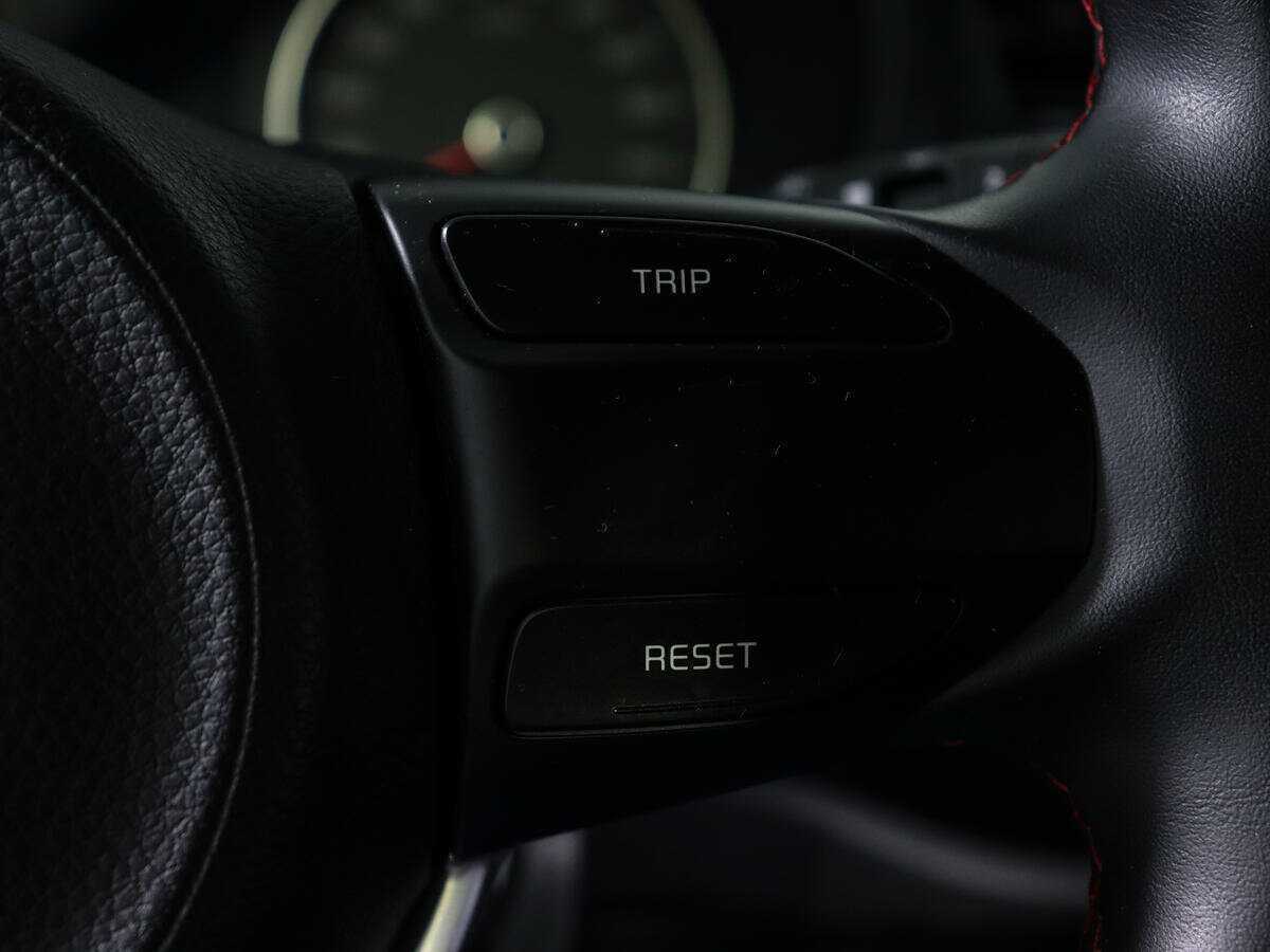 Купить Kia Rio с пробегом. Фото: #19