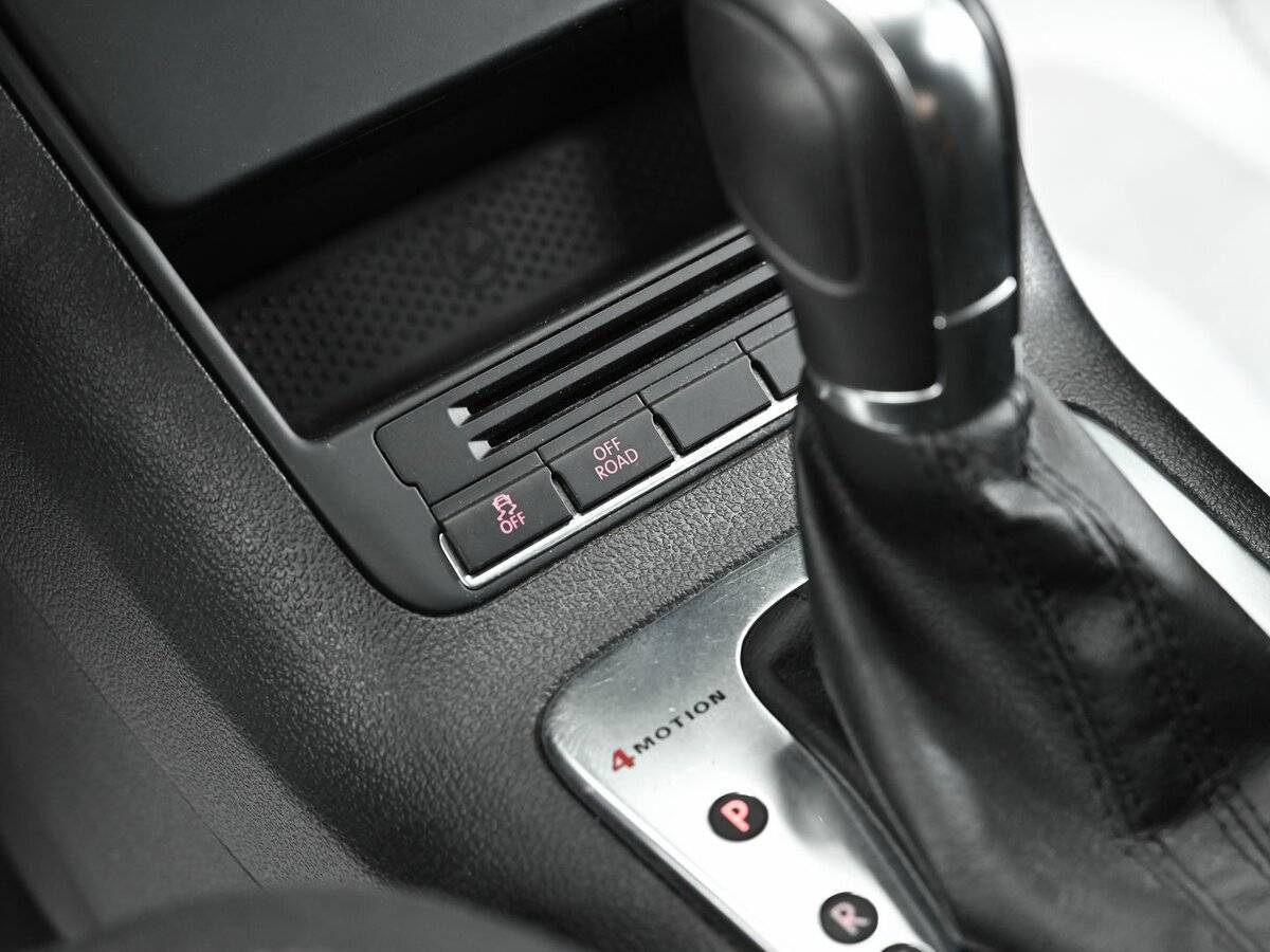 Купить Volkswagen Tiguan с пробегом. Фото: #12