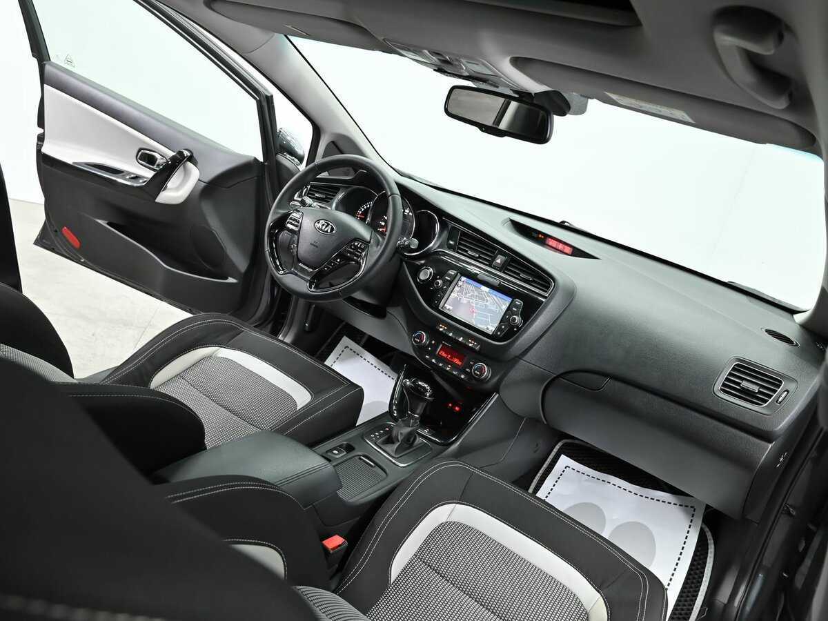 Купить Kia Ceed с пробегом. Фото: #5