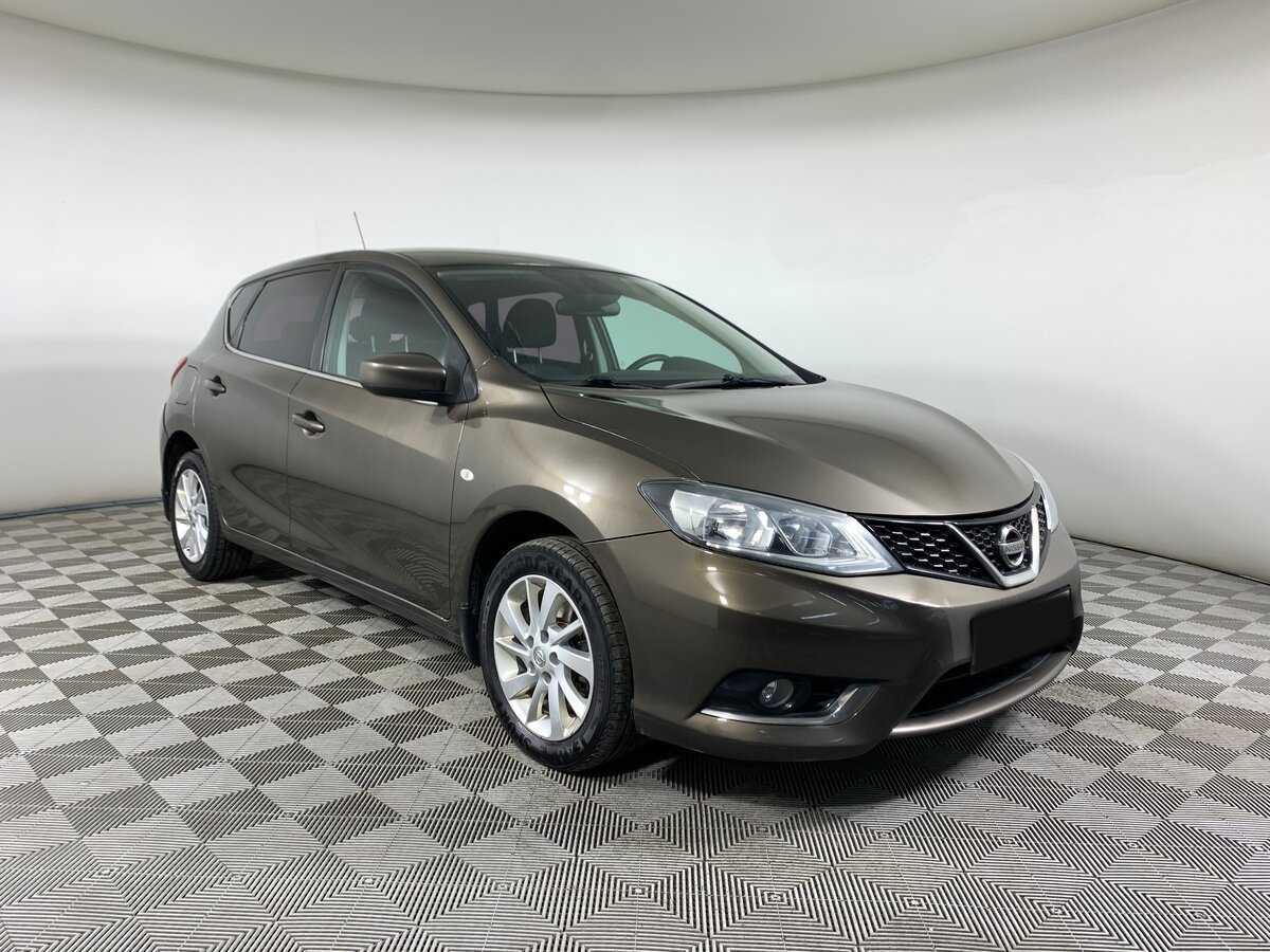 Купить Nissan Tiida с пробегом. Фото: #2