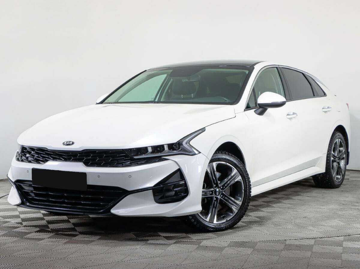 Купить Kia K5 с пробегом. Посмотреть фото