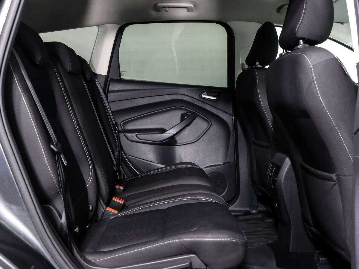 Купить Ford Kuga с пробегом. Фото: #12