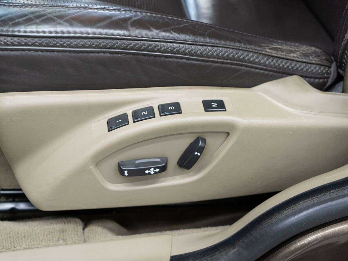 Купить Volvo XC70 с пробегом. Фото: #15