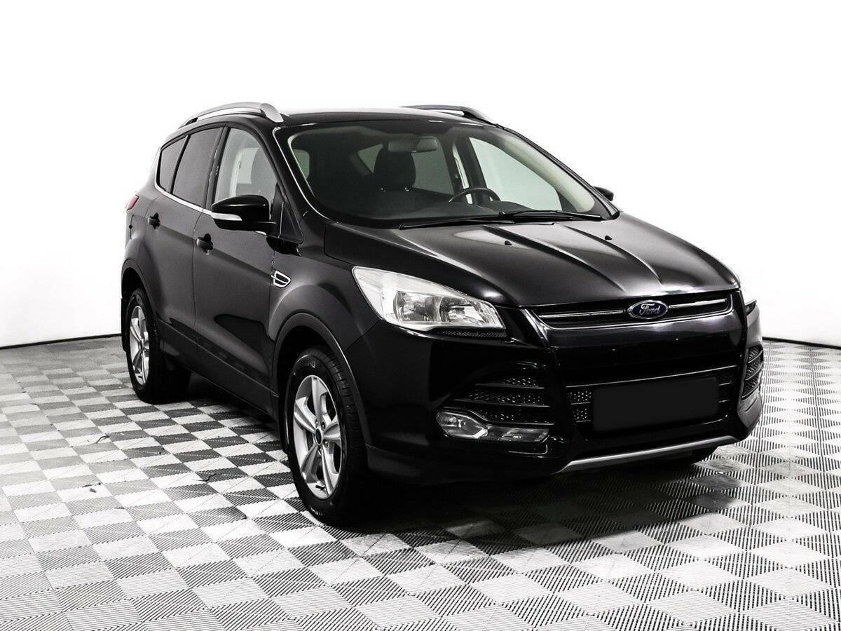 Купить Ford Kuga с пробегом. Фото: #2
