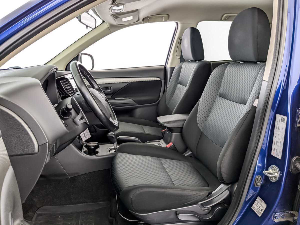 Купить Mitsubishi Outlander с пробегом. Фото: #15