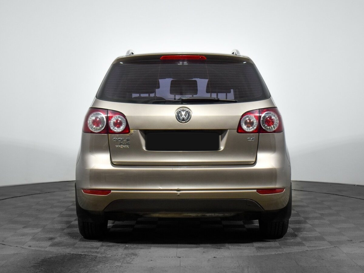 Купить Volkswagen Golf Plus с пробегом. Фото: #5