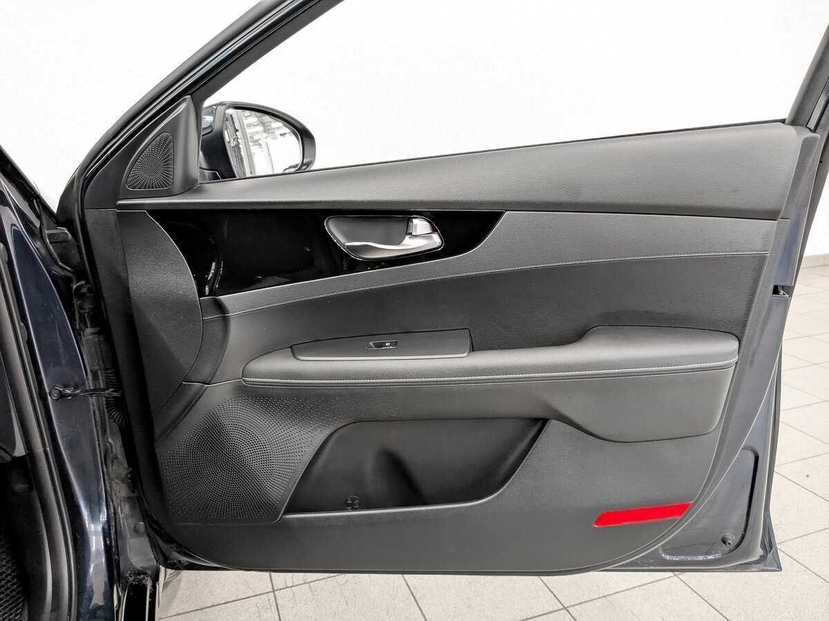 Купить Kia Cerato с пробегом. Фото: #21