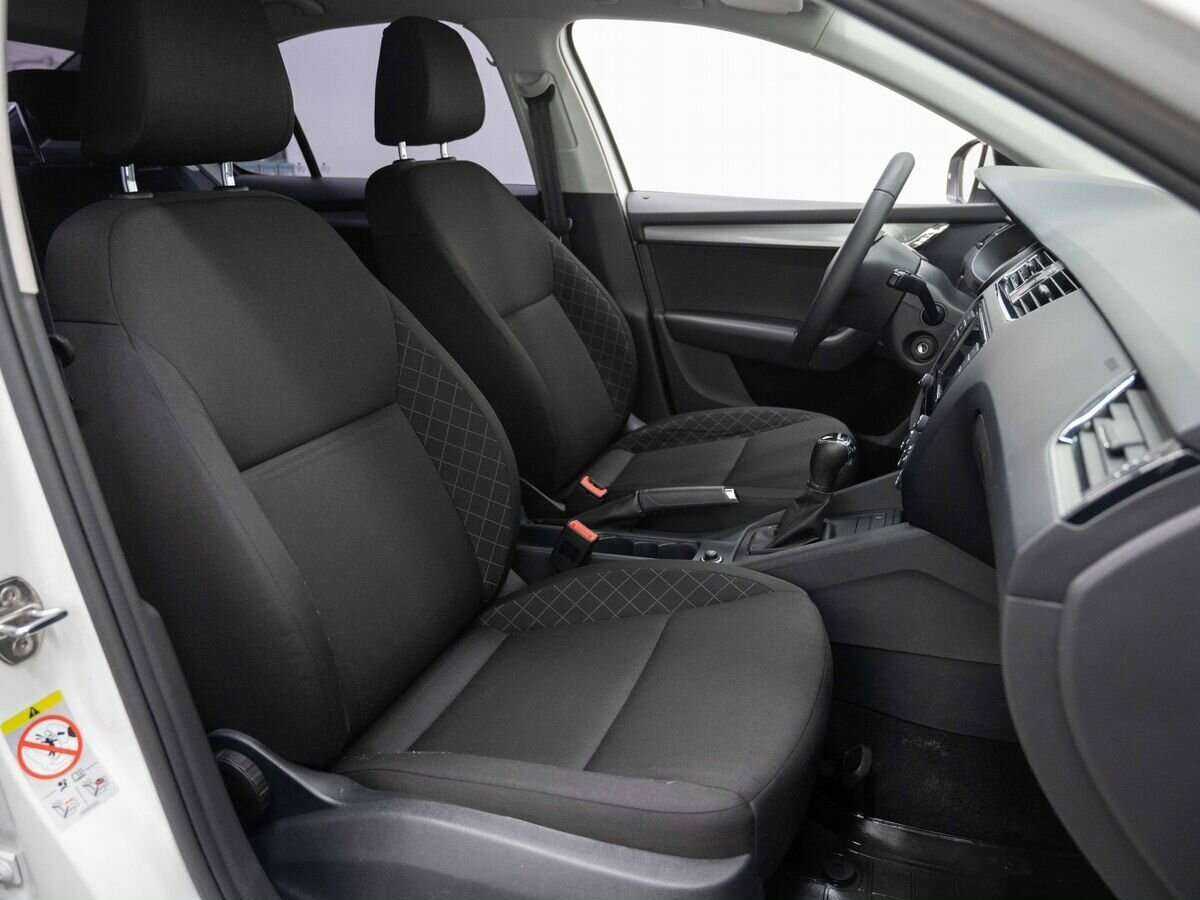 Купить Skoda Octavia с пробегом. Фото: #11