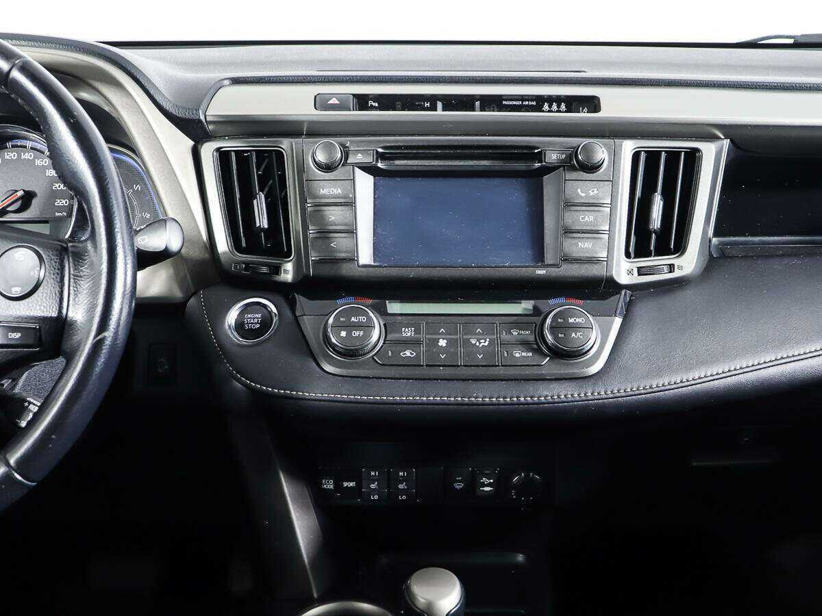 Купить Toyota RAV4 с пробегом. Фото: #10