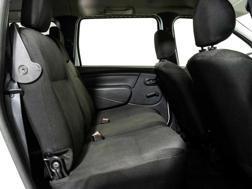 Купить Lada (ВАЗ) Largus с пробегом. Фото: #8