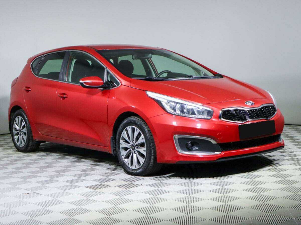 Купить Kia Ceed с пробегом. Фото: #2