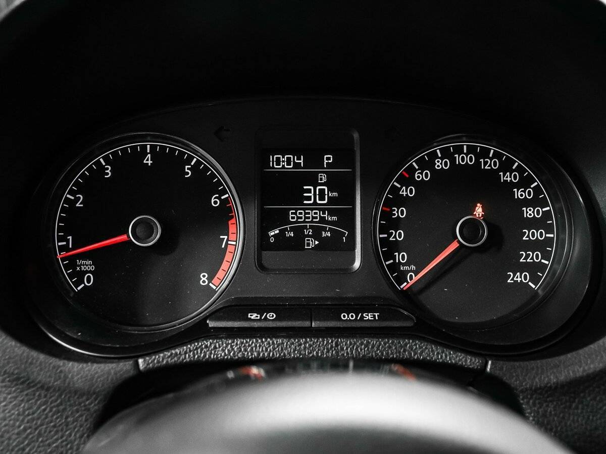 Купить Volkswagen Polo с пробегом. Фото: #9