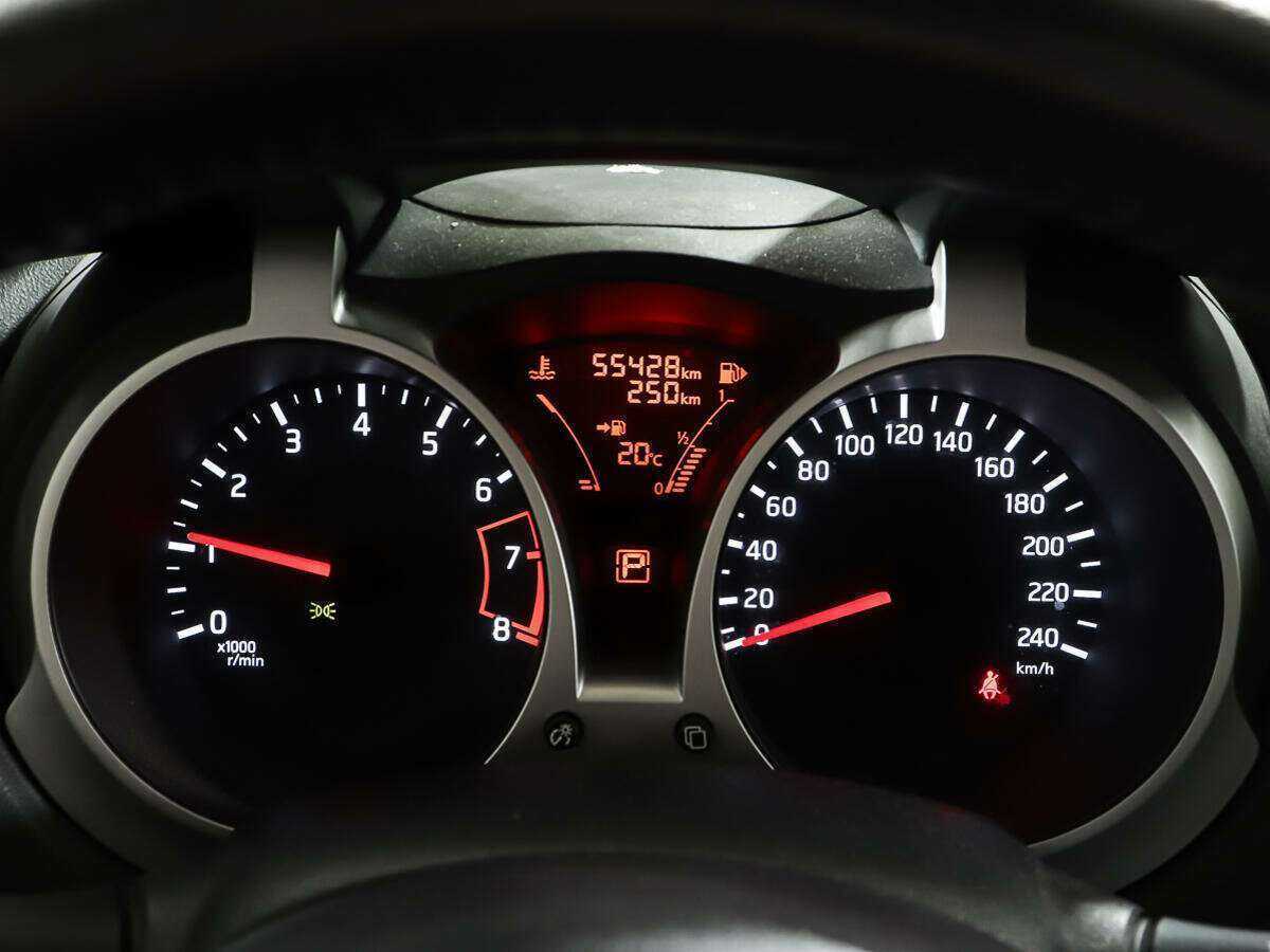 Купить Nissan Juke с пробегом. Фото: #13
