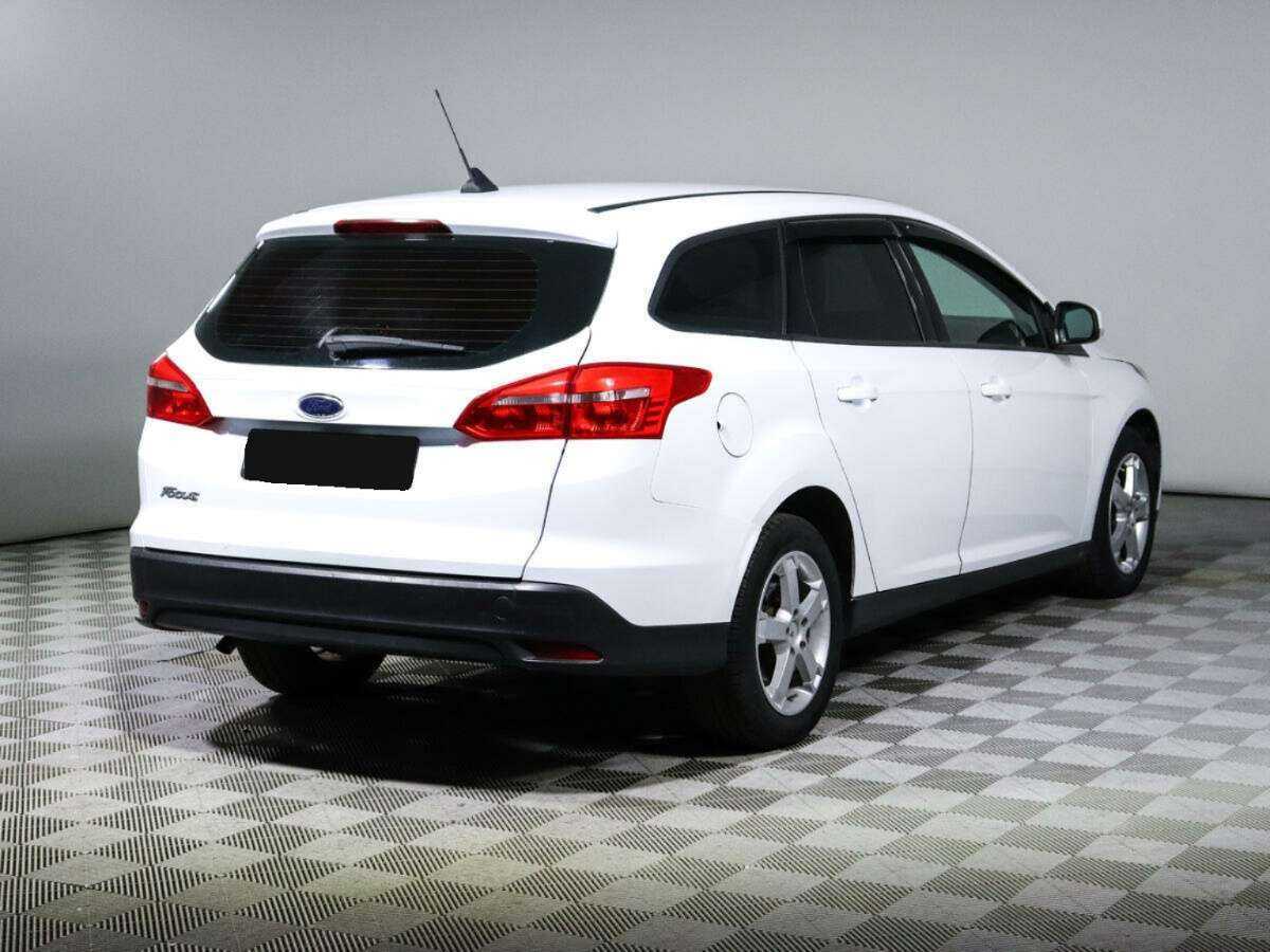 Купить Ford Focus с пробегом. Фото: #4