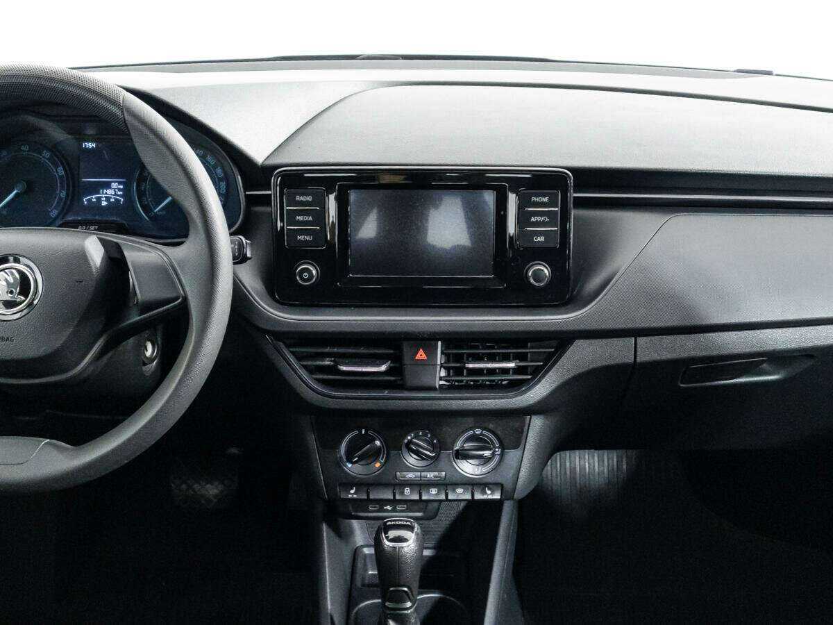 Купить Skoda Rapid с пробегом. Фото: #13