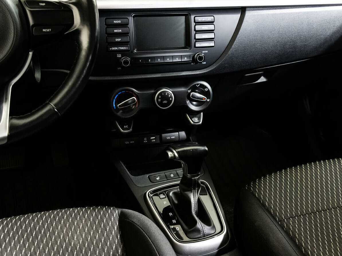 Купить Kia Rio с пробегом. Фото: #9