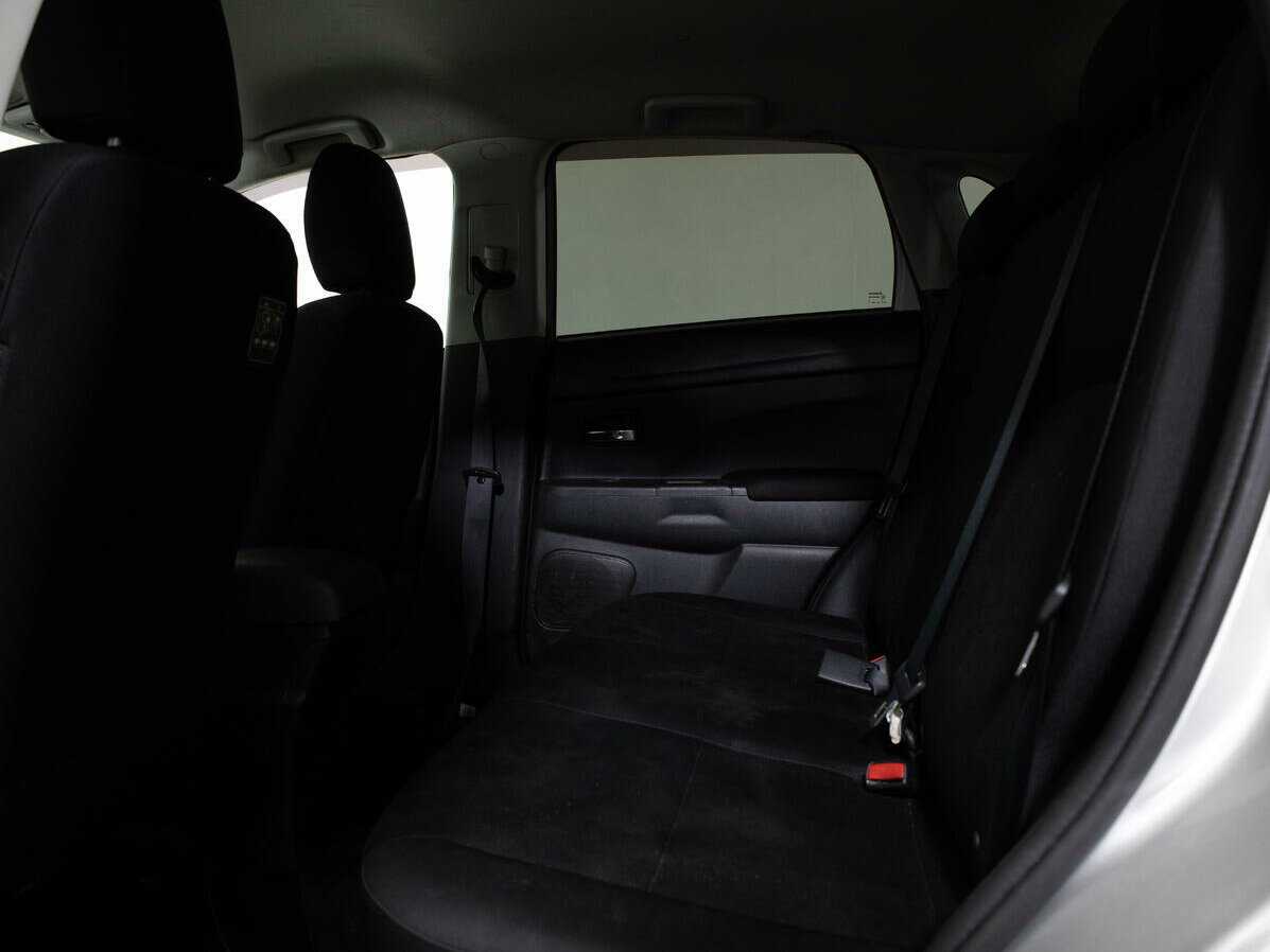 Купить Mitsubishi ASX с пробегом. Фото: #8