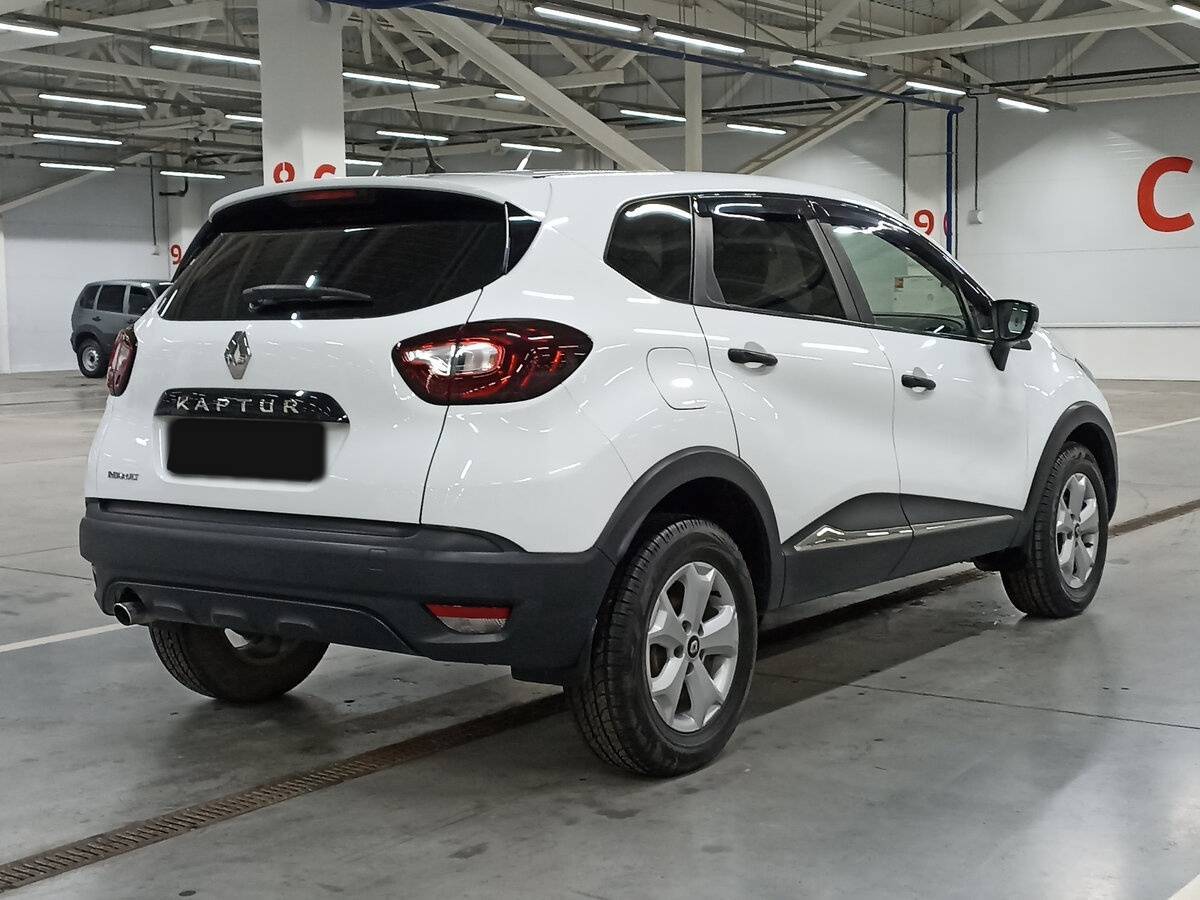 Купить Renault Kaptur с пробегом. Фото: #4