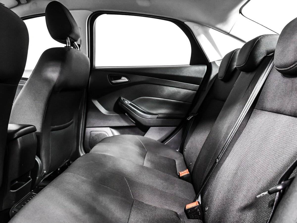 Купить Ford Focus с пробегом. Фото: #8