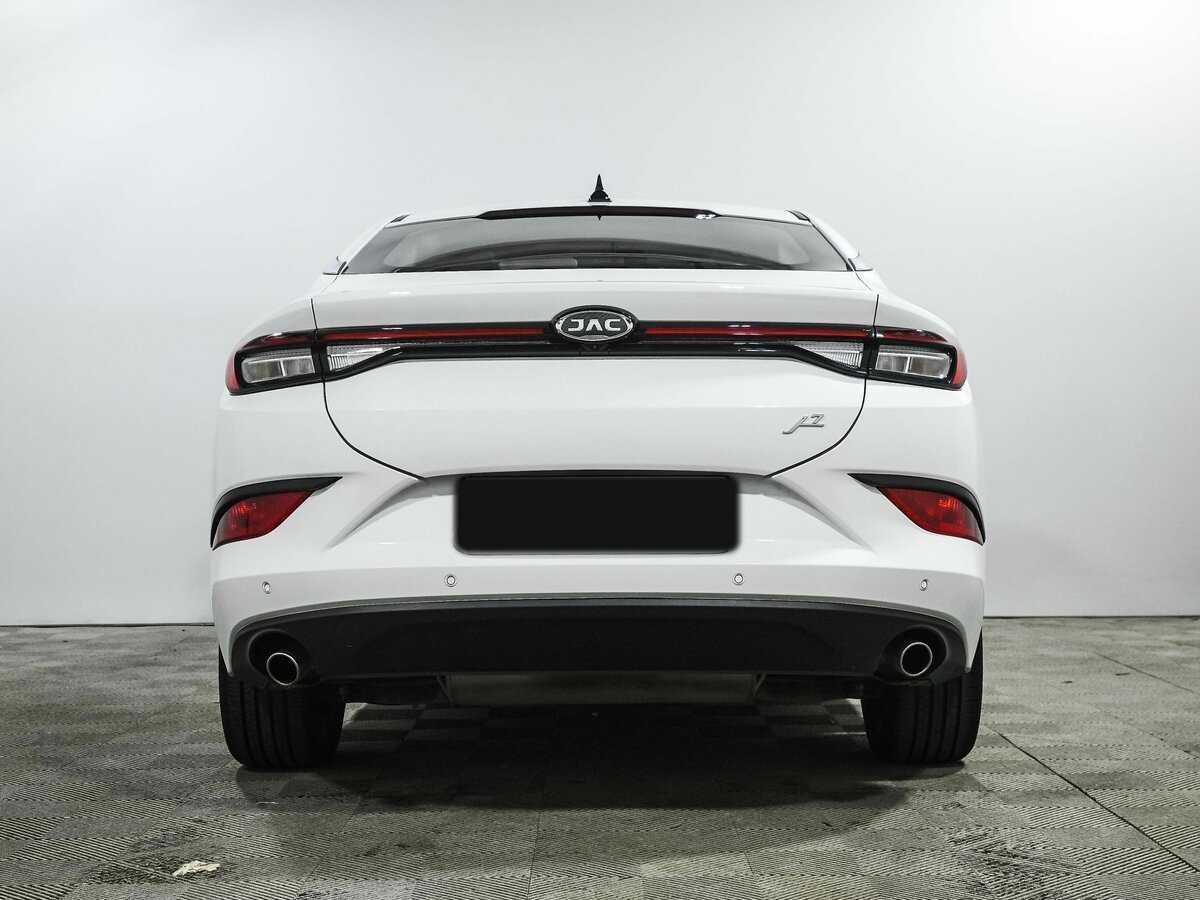 Купить JAC J7 с пробегом. Фото: #3