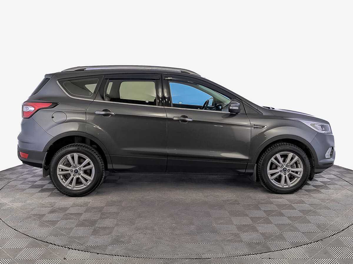 Купить Ford Kuga с пробегом. Фото: #3