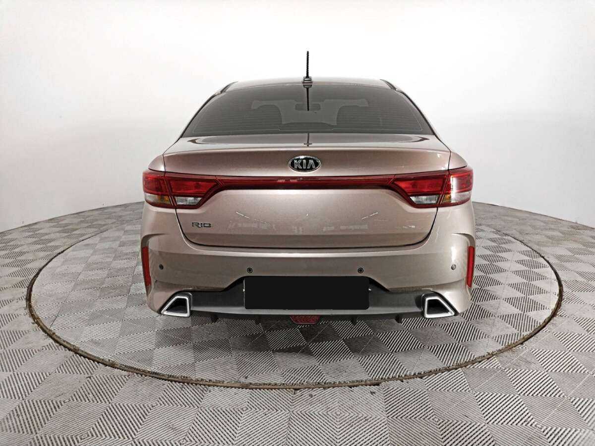 Купить Kia Rio с пробегом. Фото: #5