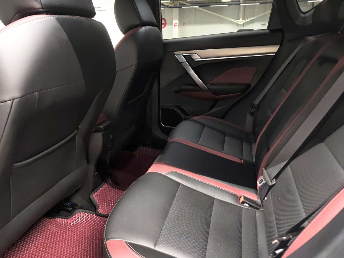 Купить Geely Coolray с пробегом. Фото: #11