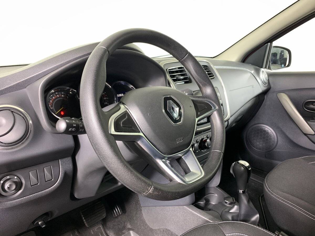 Купить Renault Sandero с пробегом. Фото: #10
