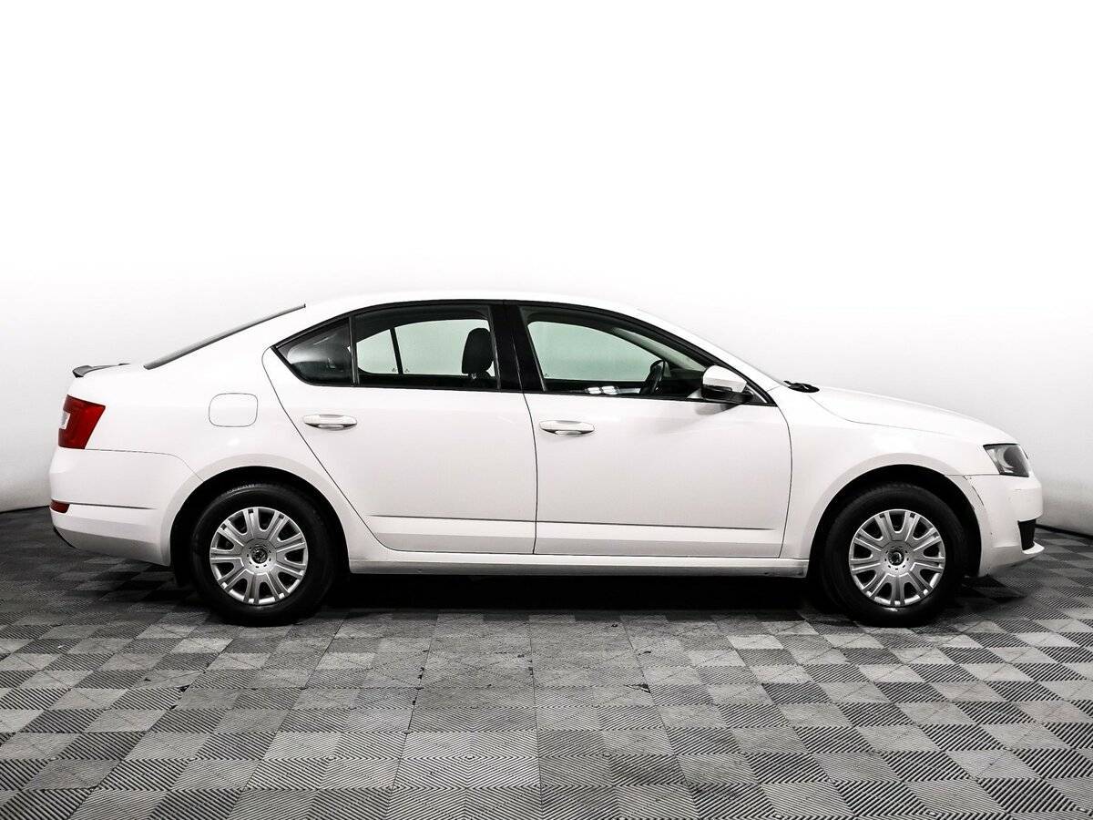 Купить Skoda Octavia с пробегом. Фото: #3