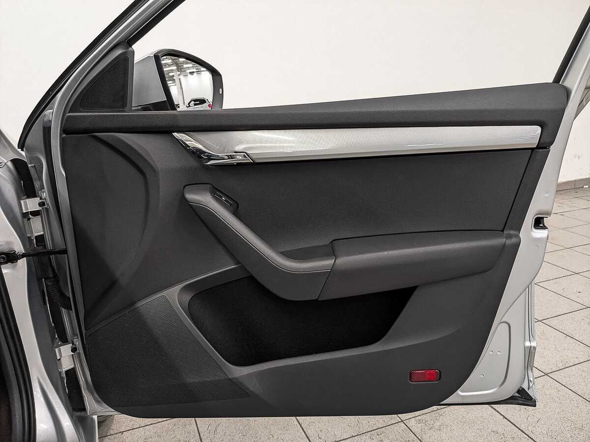 Купить Skoda Octavia с пробегом. Фото: #23