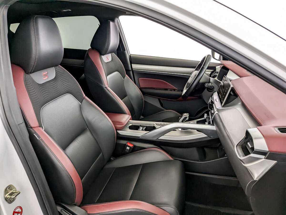 Купить Geely Coolray с пробегом. Фото: #21