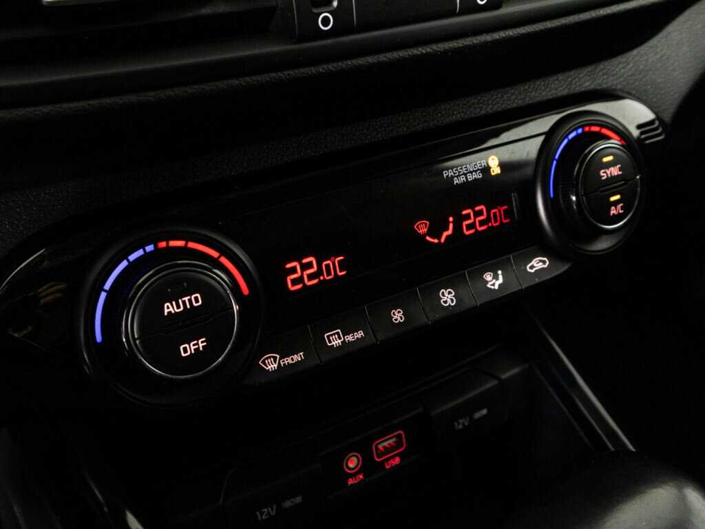 Купить Kia Cerato с пробегом. Фото: #15