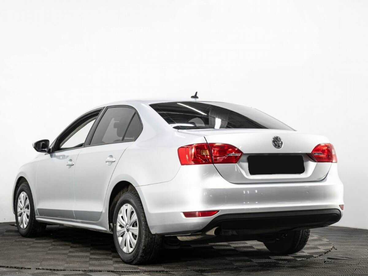Купить Volkswagen Jetta с пробегом. Фото: #5