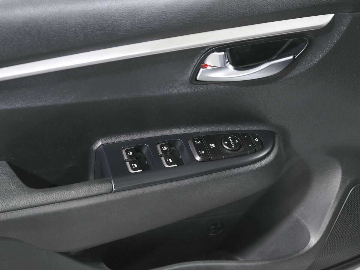 Купить Kia Rio с пробегом. Фото: #16