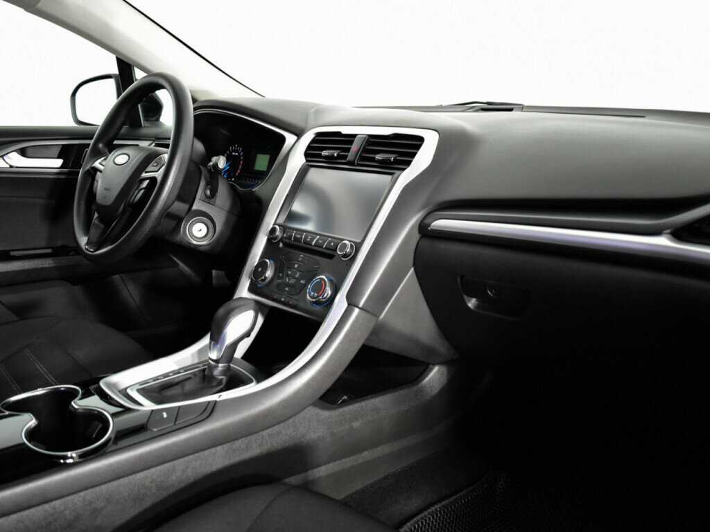 Купить Ford Mondeo с пробегом. Фото: #8